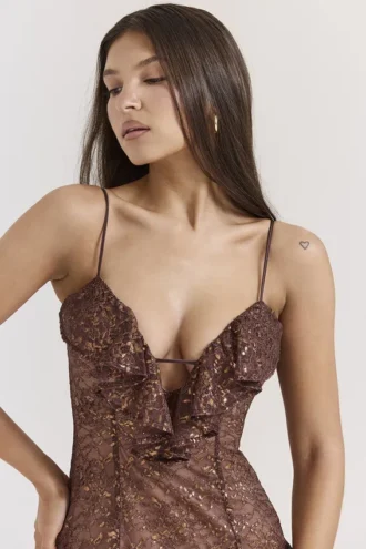 Lucianna Espresso Lace Maxi Klänning
