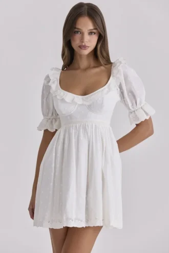 Maisie Vit Broderie Anglaise Regency Babydoll Miniklänning