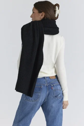 Nara Svart Oversized-halsduk i texturerad ull